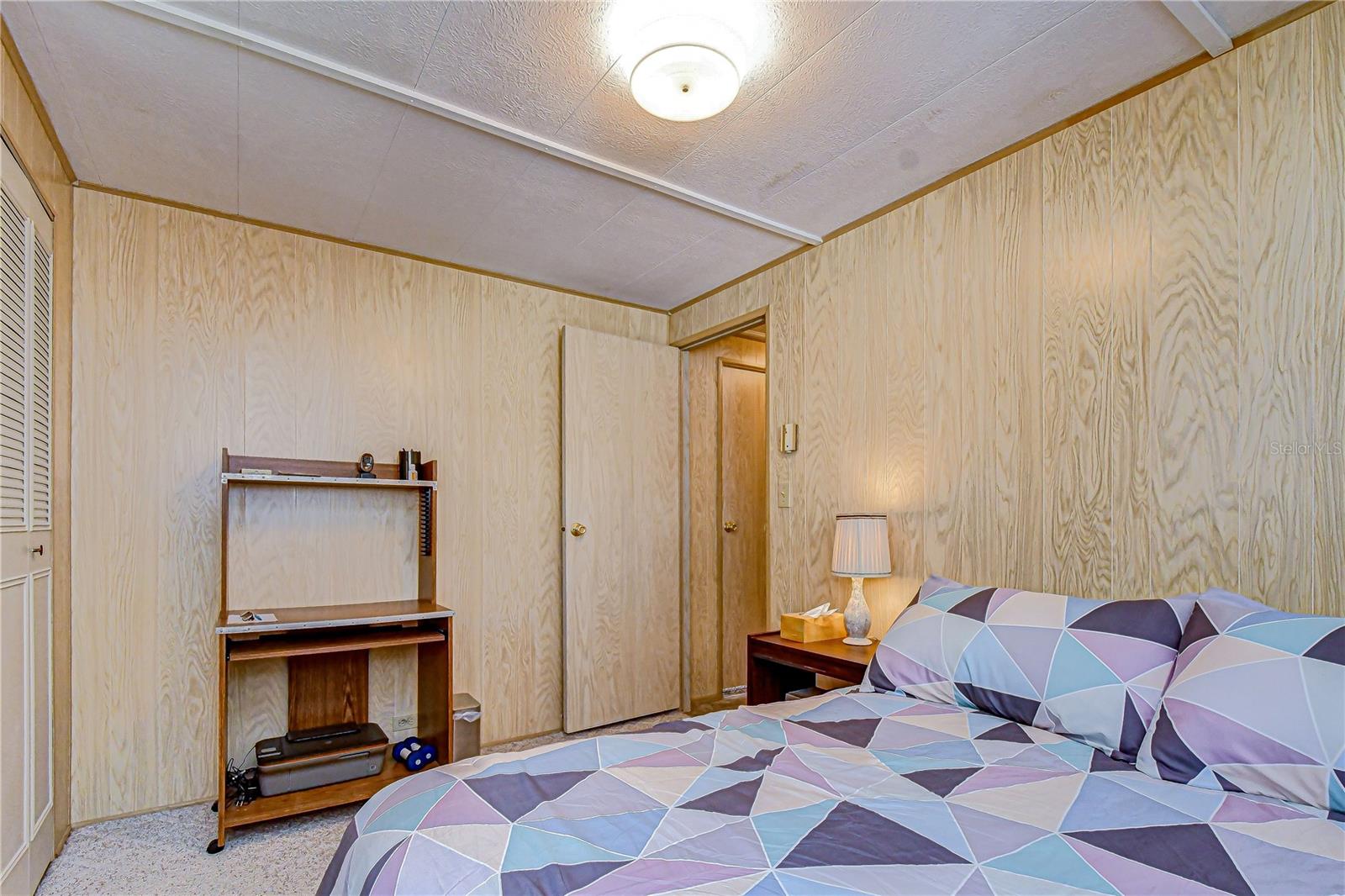 Image 25 of 40 For 6128 Ridgewood Drive