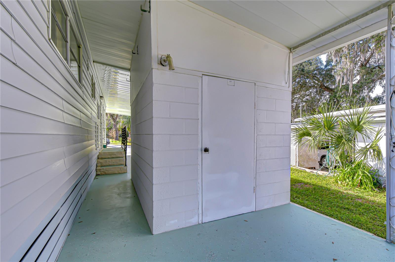 Image 27 of 40 For 6128 Ridgewood Drive