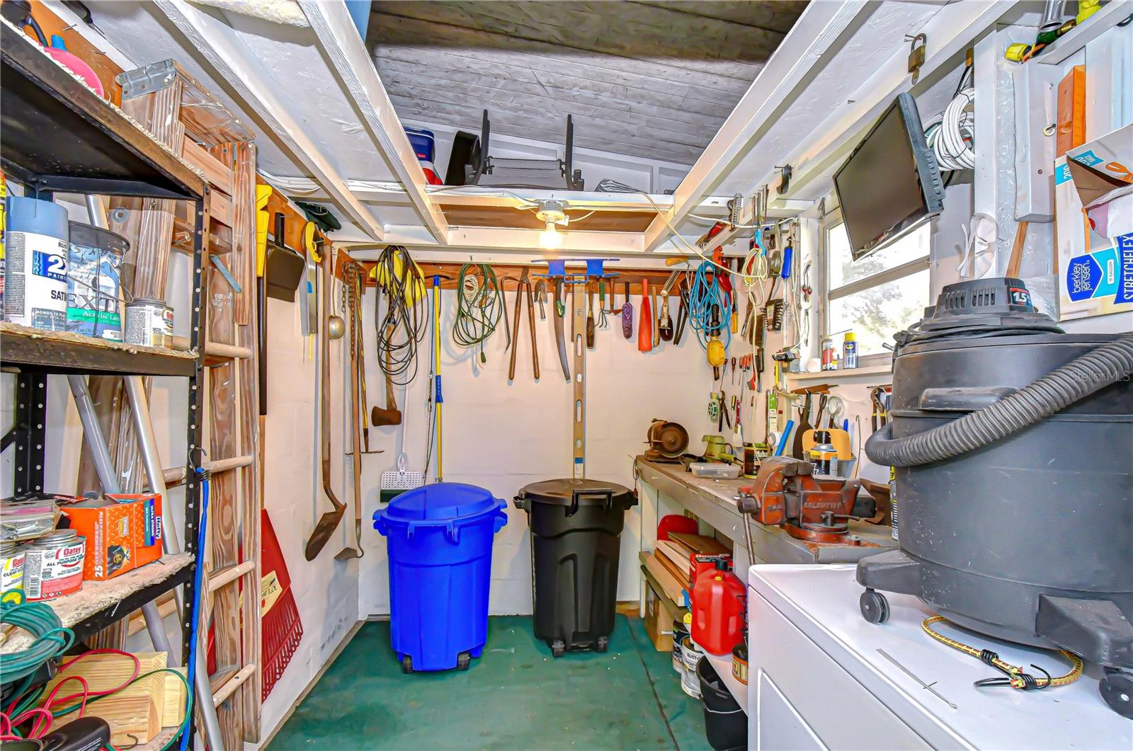 Image 30 of 40 For 6128 Ridgewood Drive