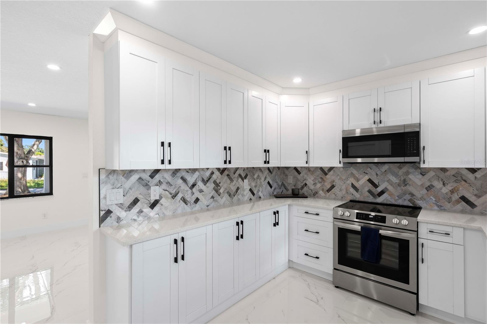 Image 15 of 36 For 8014 Comanche Avenue