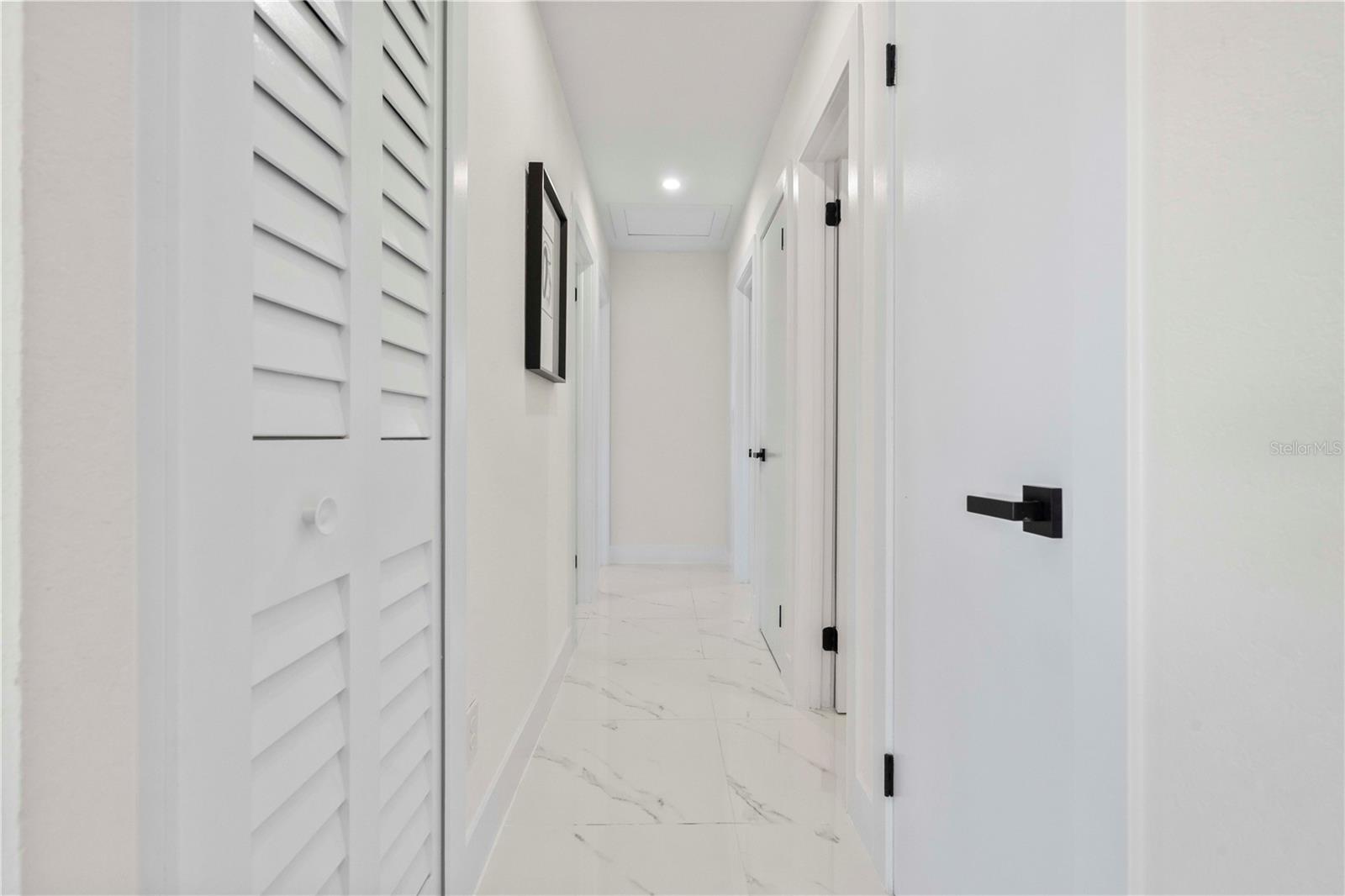 Image 19 of 36 For 8014 Comanche Avenue