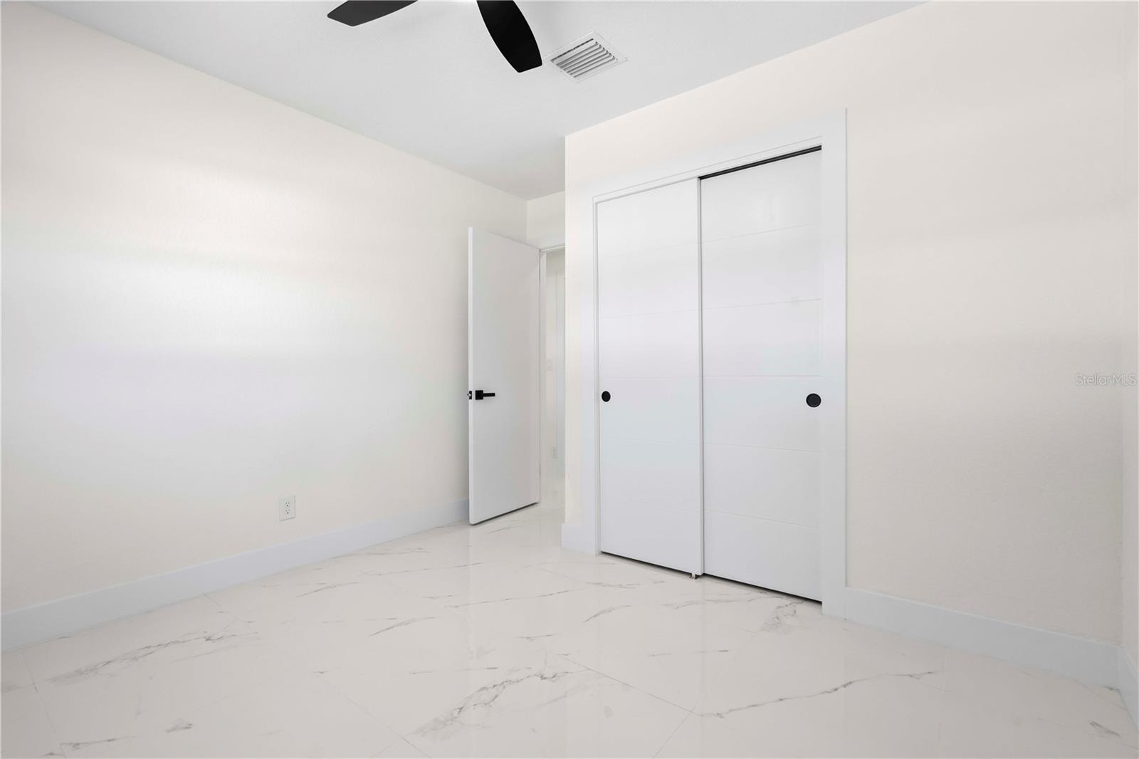 Image 23 of 36 For 8014 Comanche Avenue