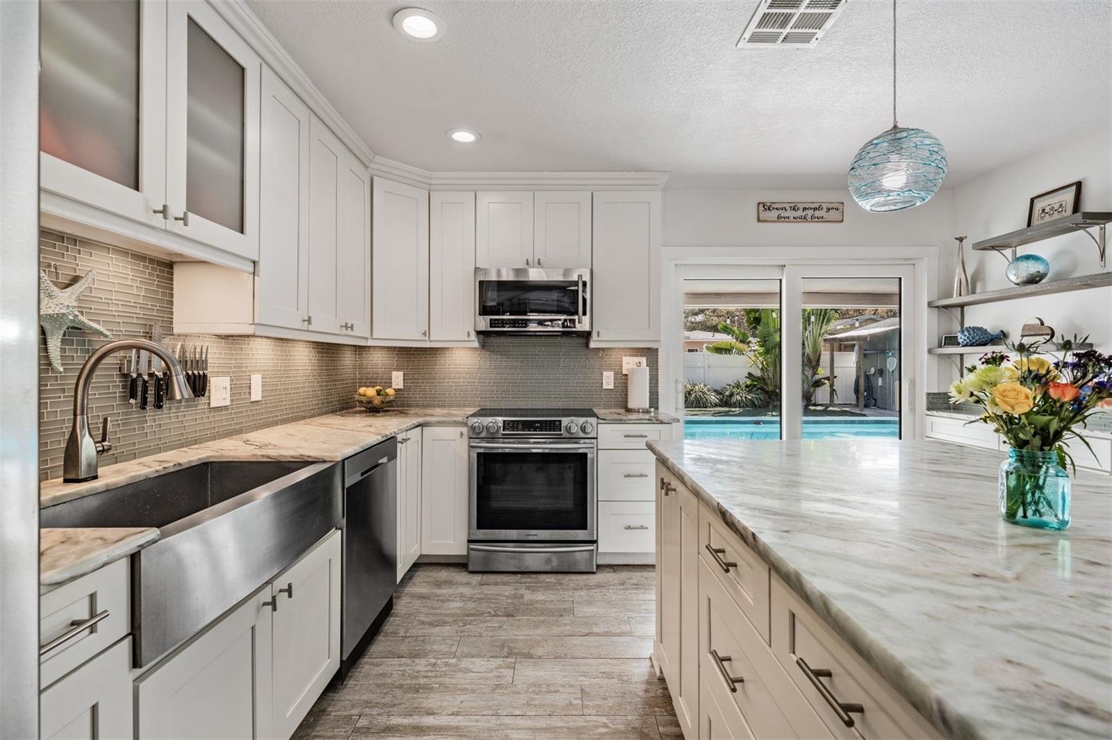 Image 21 of 40 For 3766 24th Avenue N