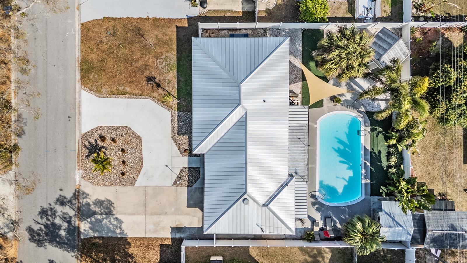 Image 36 of 40 For 3766 24th Avenue N