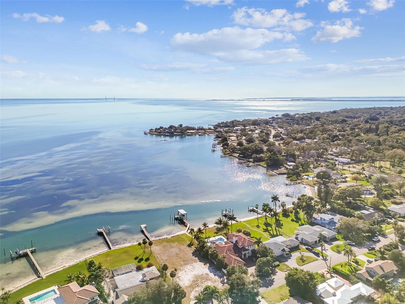 Image 35 of 49 For 6330 Bahama Shores Drive S