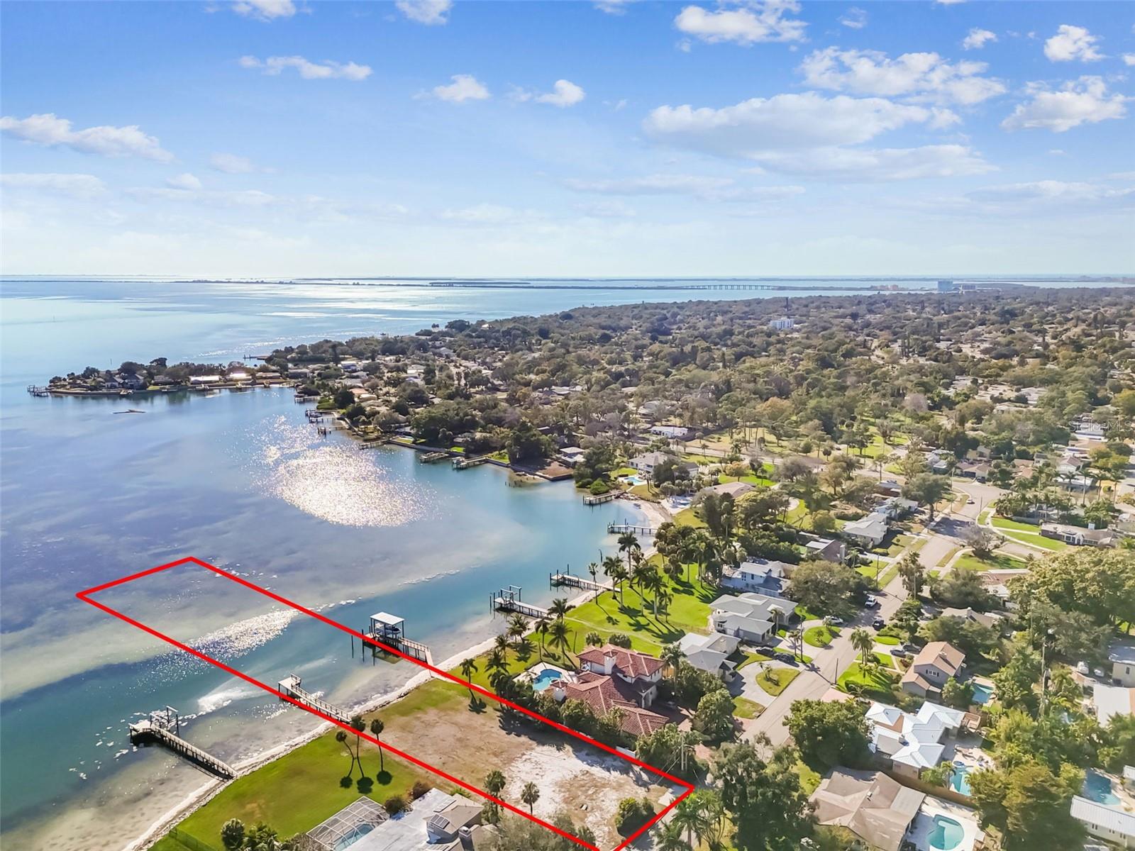 Image 8 of 49 For 6330 Bahama Shores Drive S