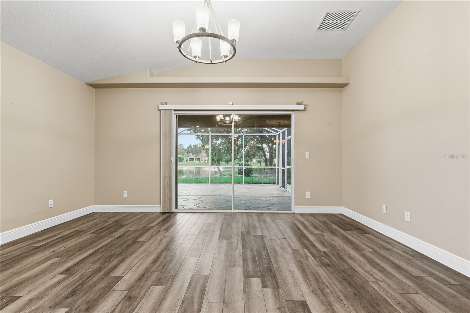 Image 14 of 45 For 837 Tavernier Circle Ne