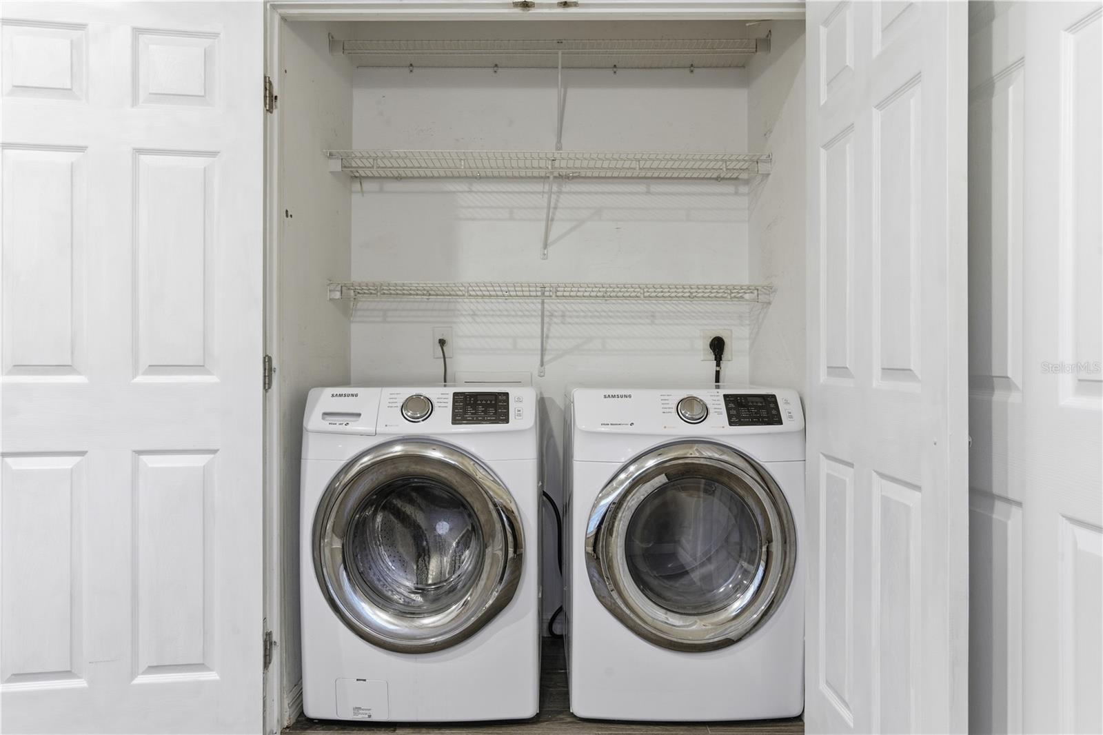 Image 20 of 45 For 837 Tavernier Circle Ne