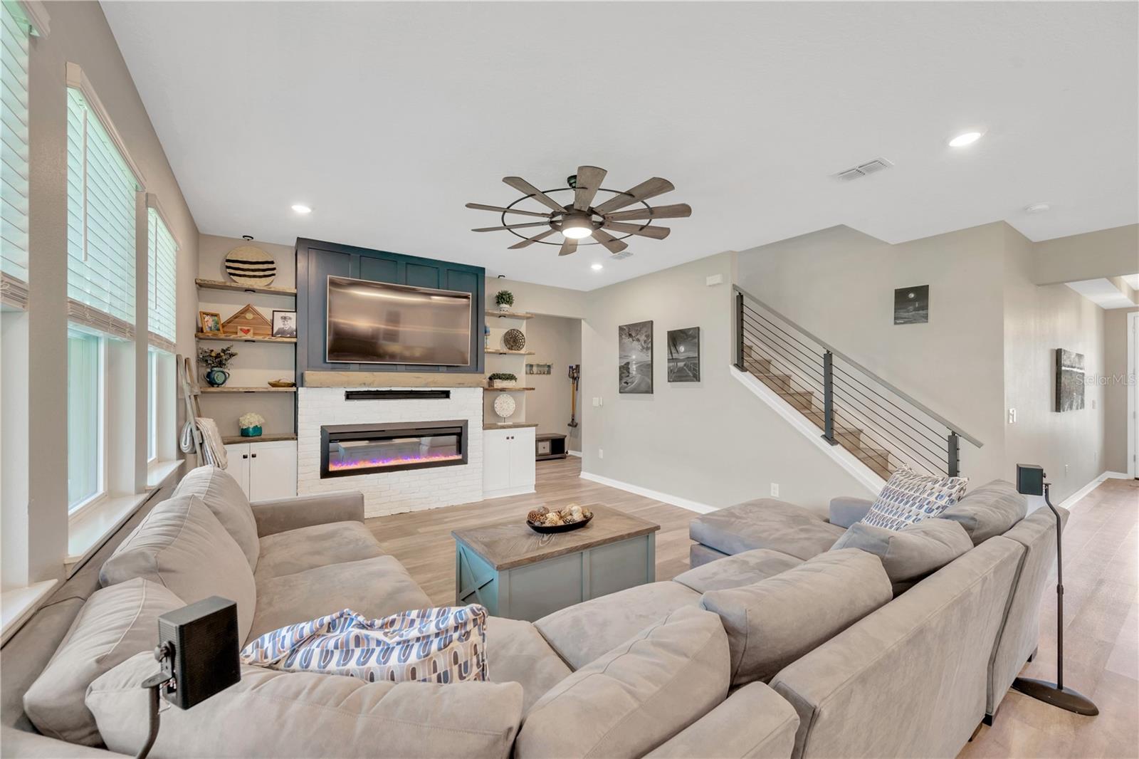 Image 12 of 44 For 10814 Whitland Grove Drive