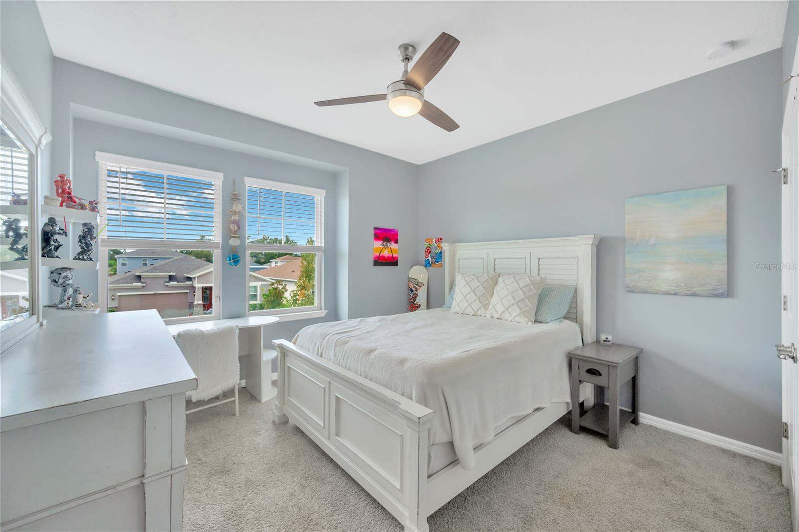 Image 27 of 44 For 10814 Whitland Grove Drive