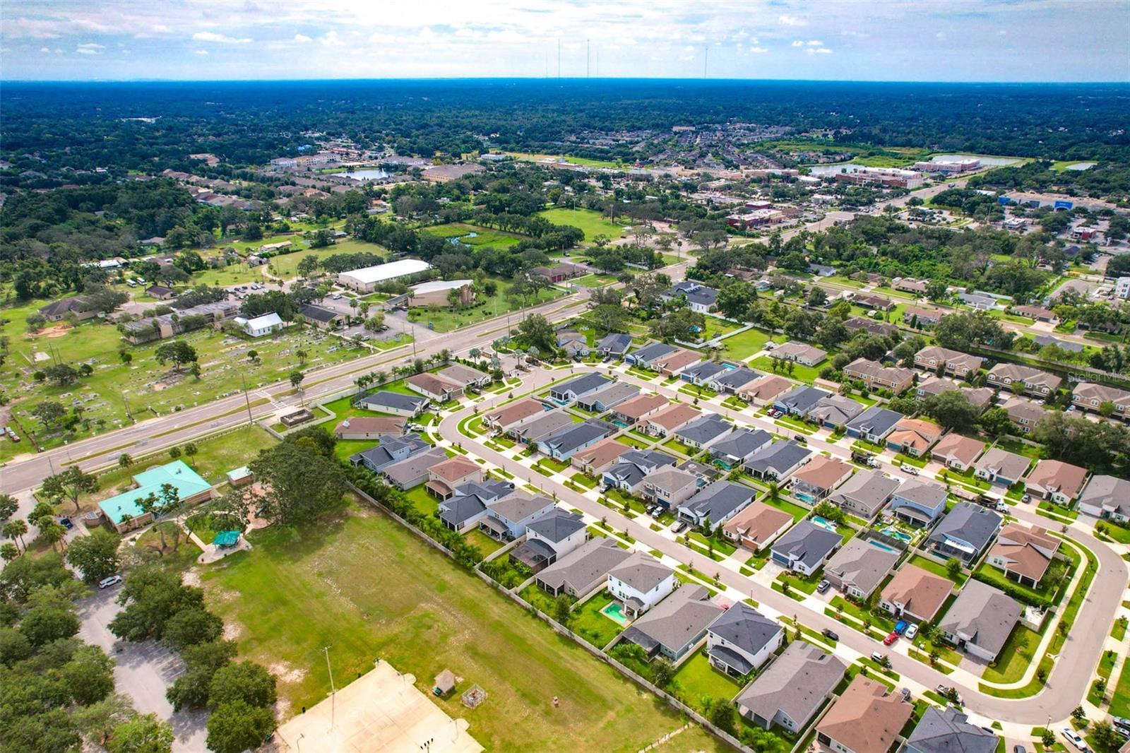 Image 43 of 44 For 10814 Whitland Grove Drive