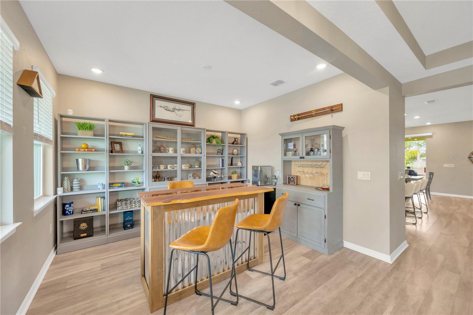 Image 5 of 44 For 10814 Whitland Grove Drive