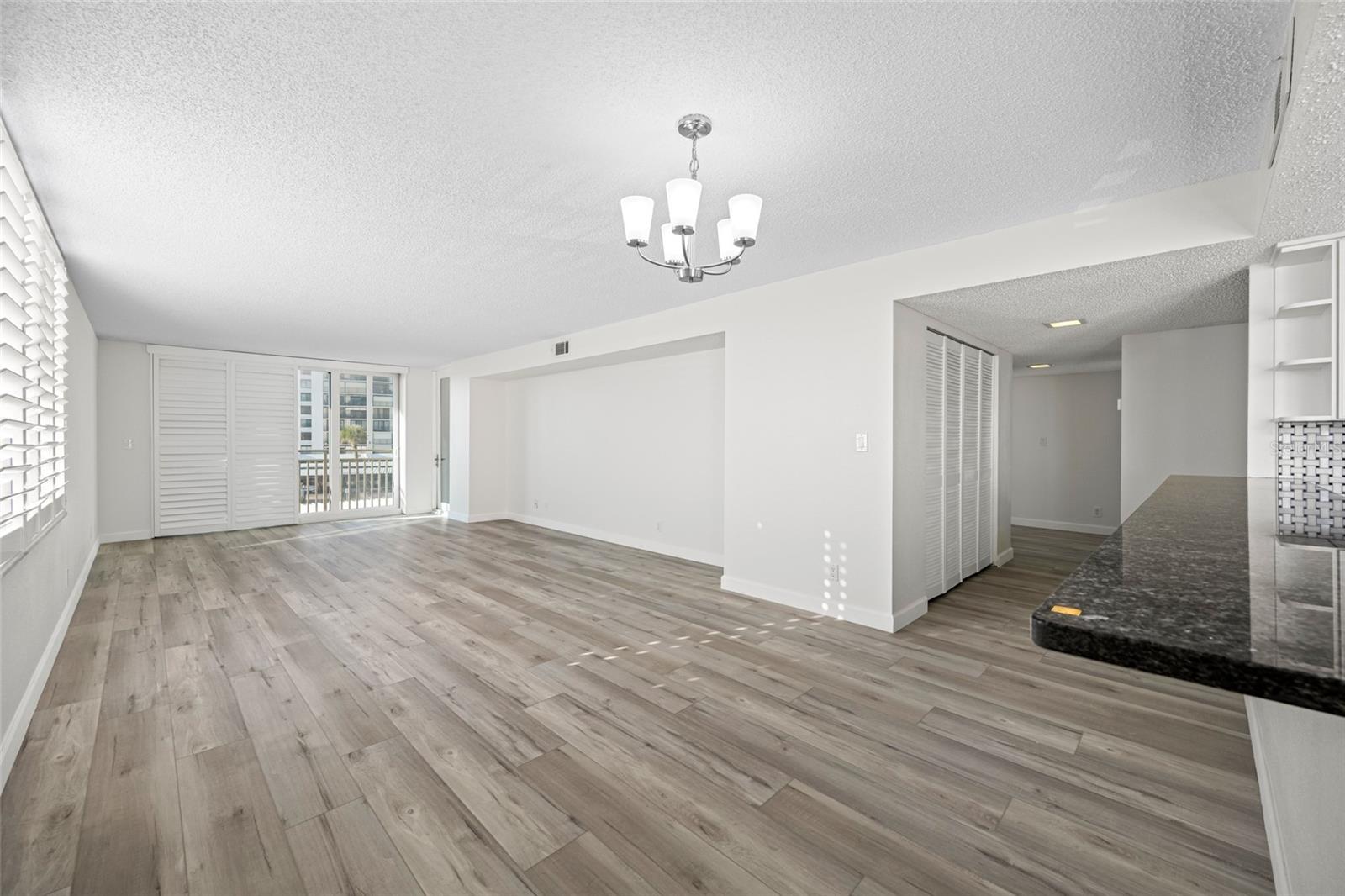 Image 10 of 43 For 1430 Gulf Boulevard 204