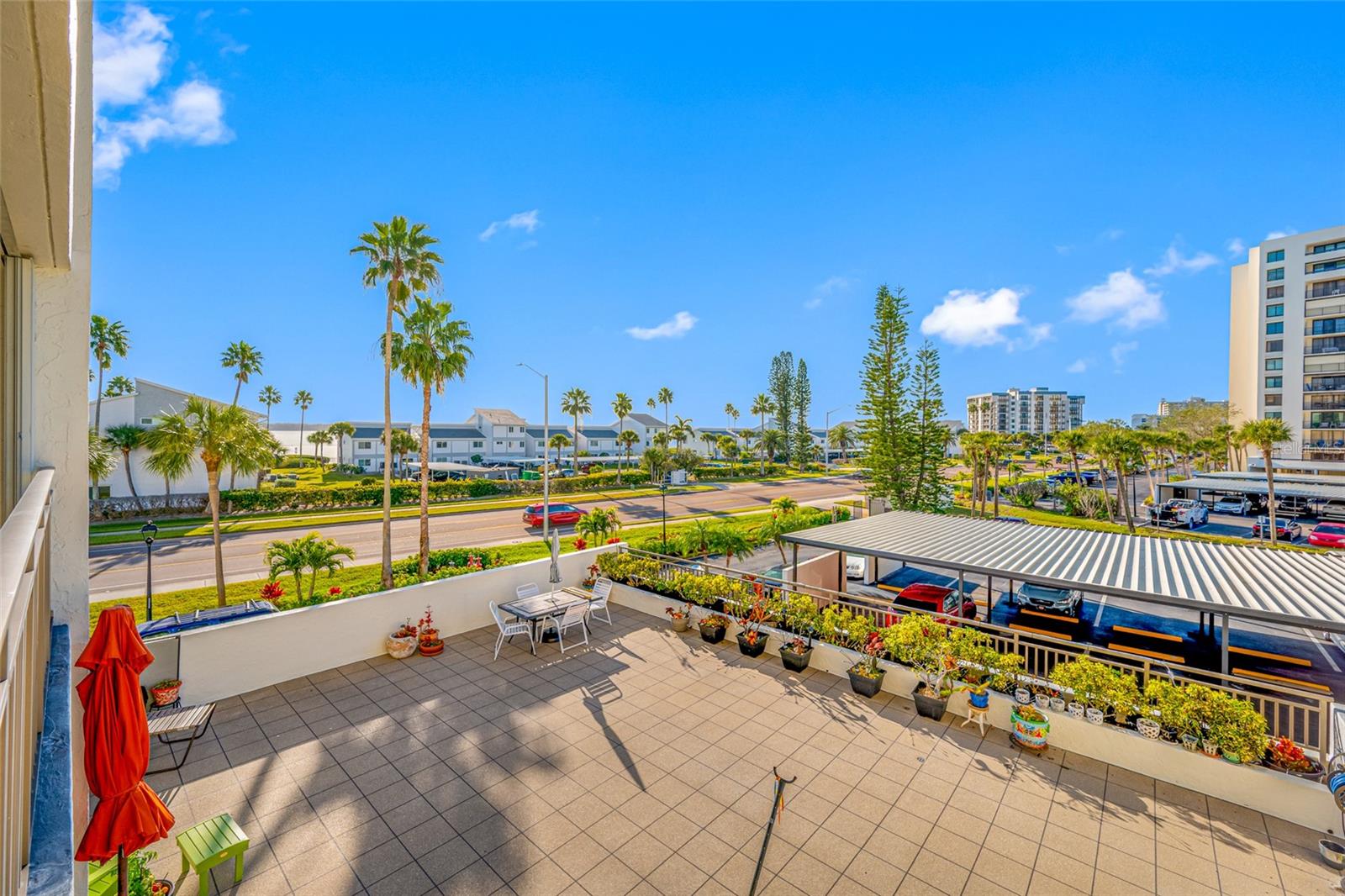 Image 13 of 43 For 1430 Gulf Boulevard 204