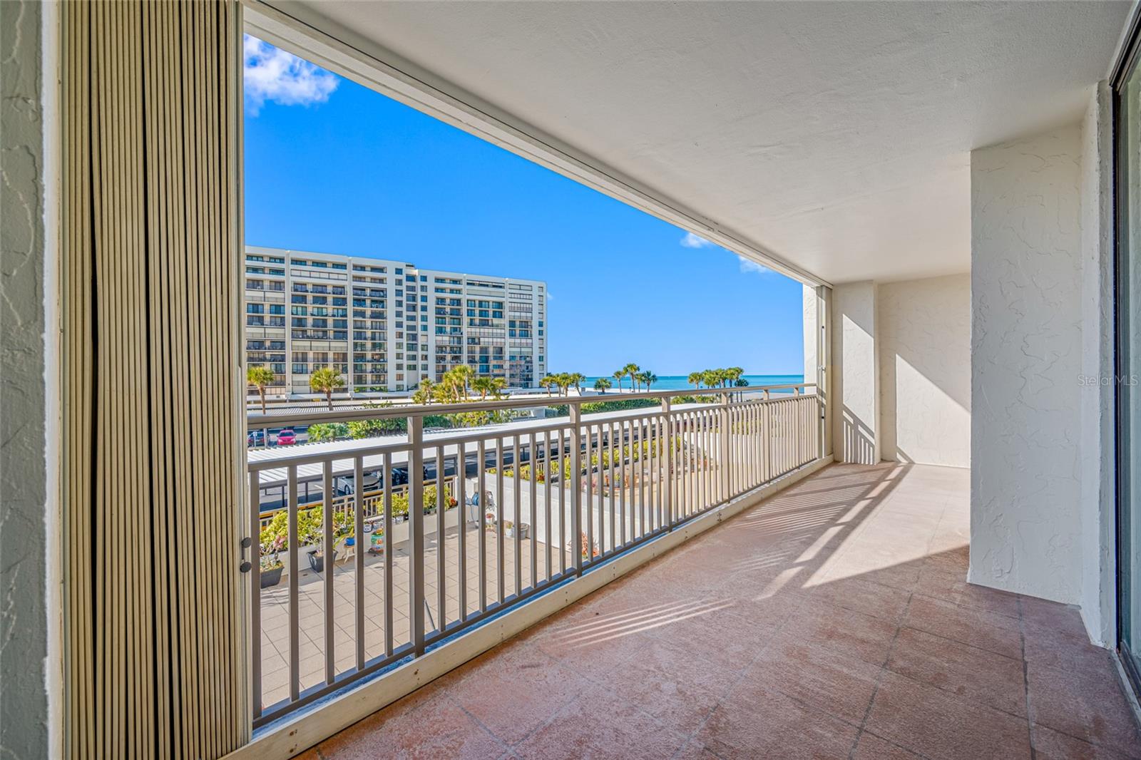Image 14 of 43 For 1430 Gulf Boulevard 204