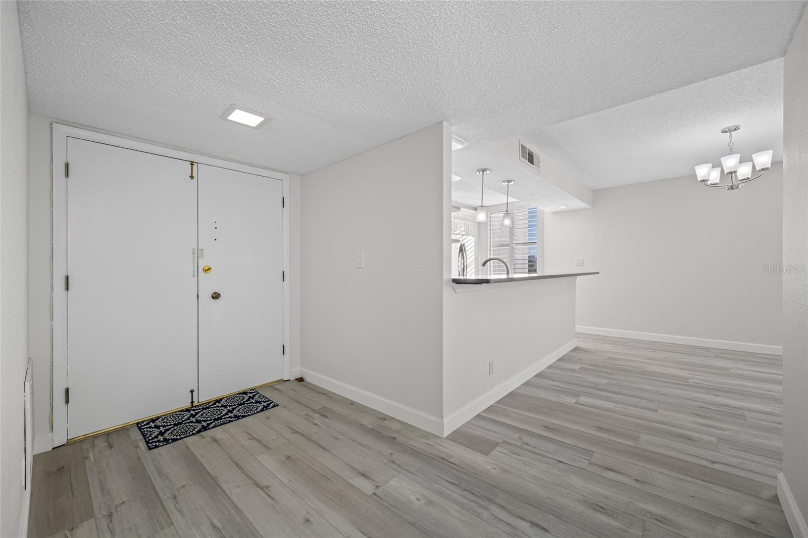 Image 18 of 43 For 1430 Gulf Boulevard 204