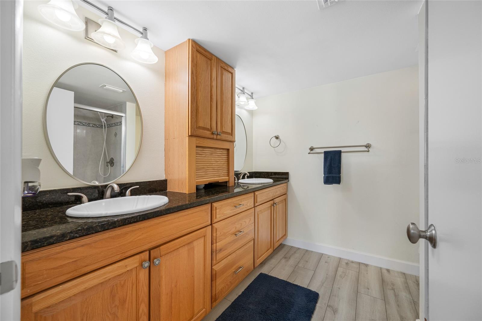 Image 22 of 43 For 1430 Gulf Boulevard 204