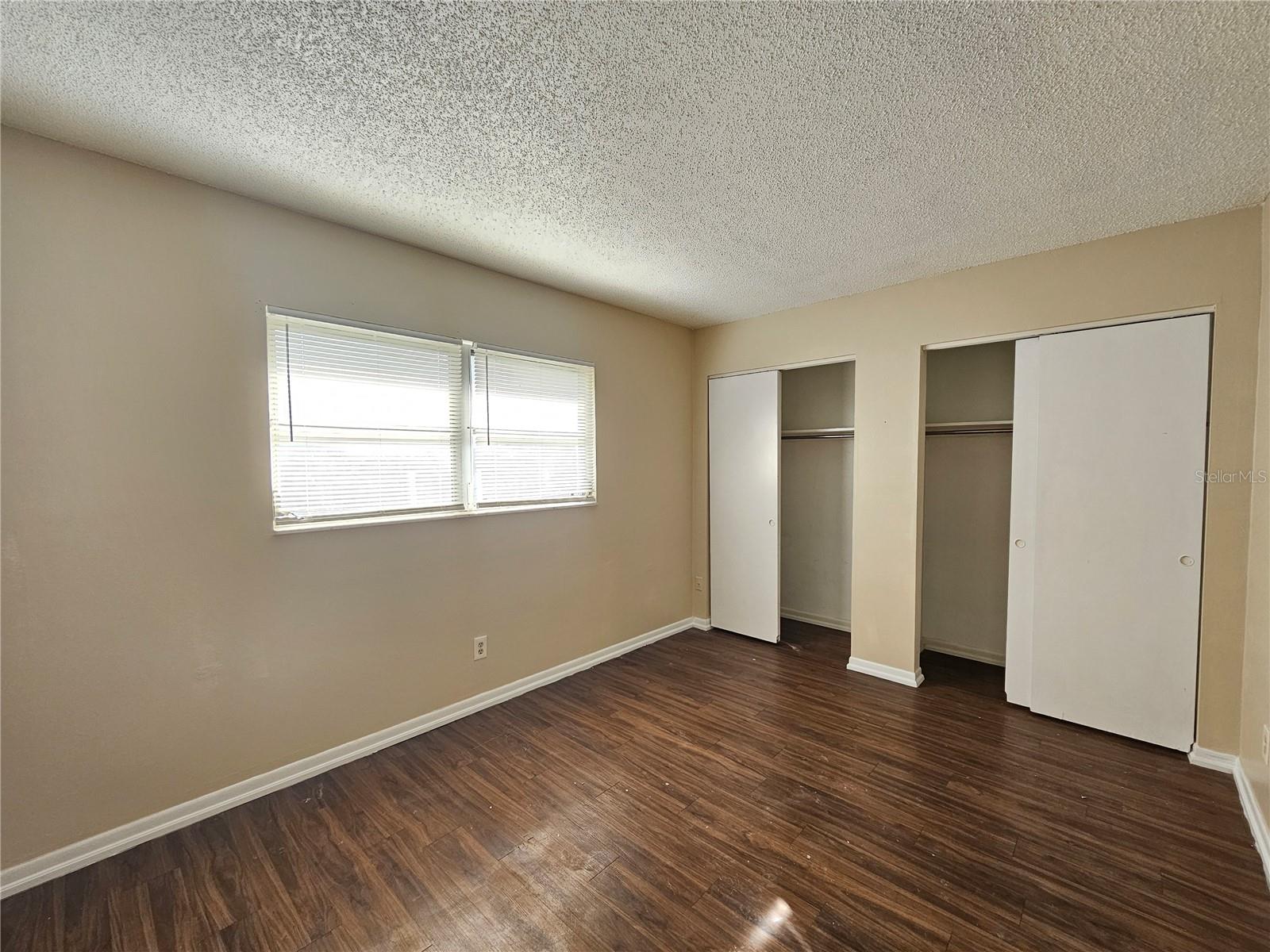 Image 7 of 11 For 201 Jefferson Circle N 2