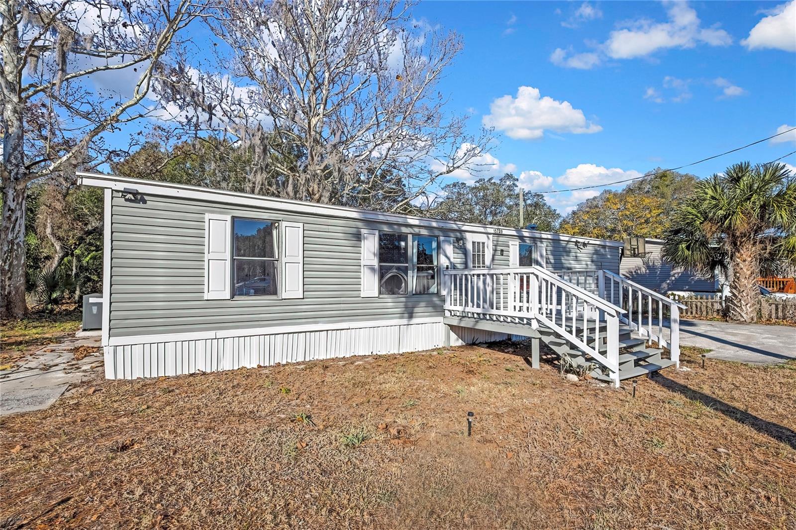 Image 38 of 50 For 15739 Brenda Street