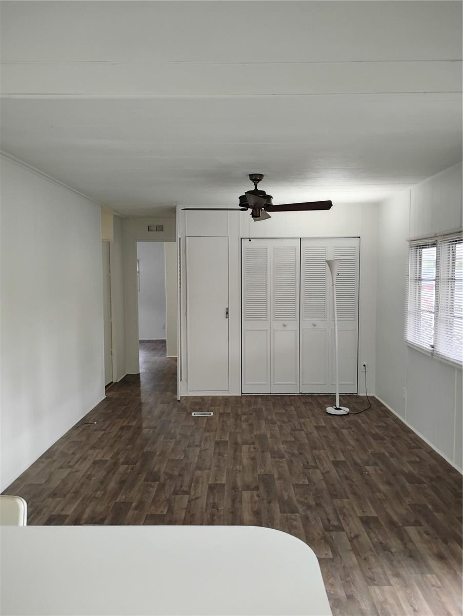 Image 20 of 31 For 4707 Yukon Street