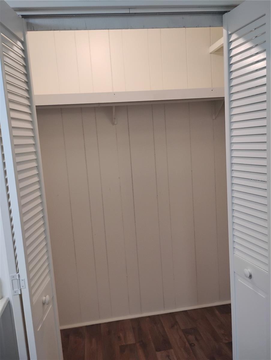 Image 24 of 31 For 4707 Yukon Street