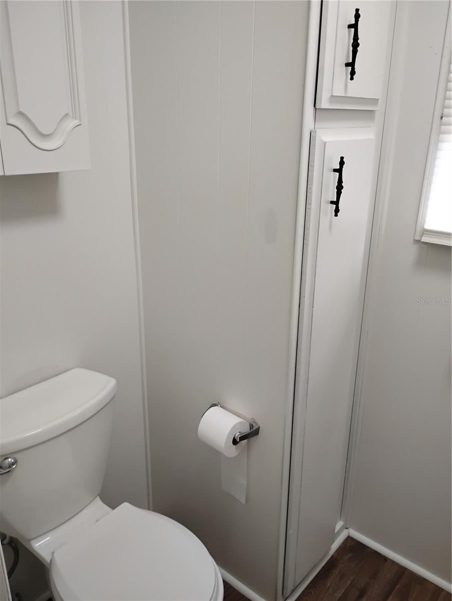 Image 26 of 31 For 4707 Yukon Street