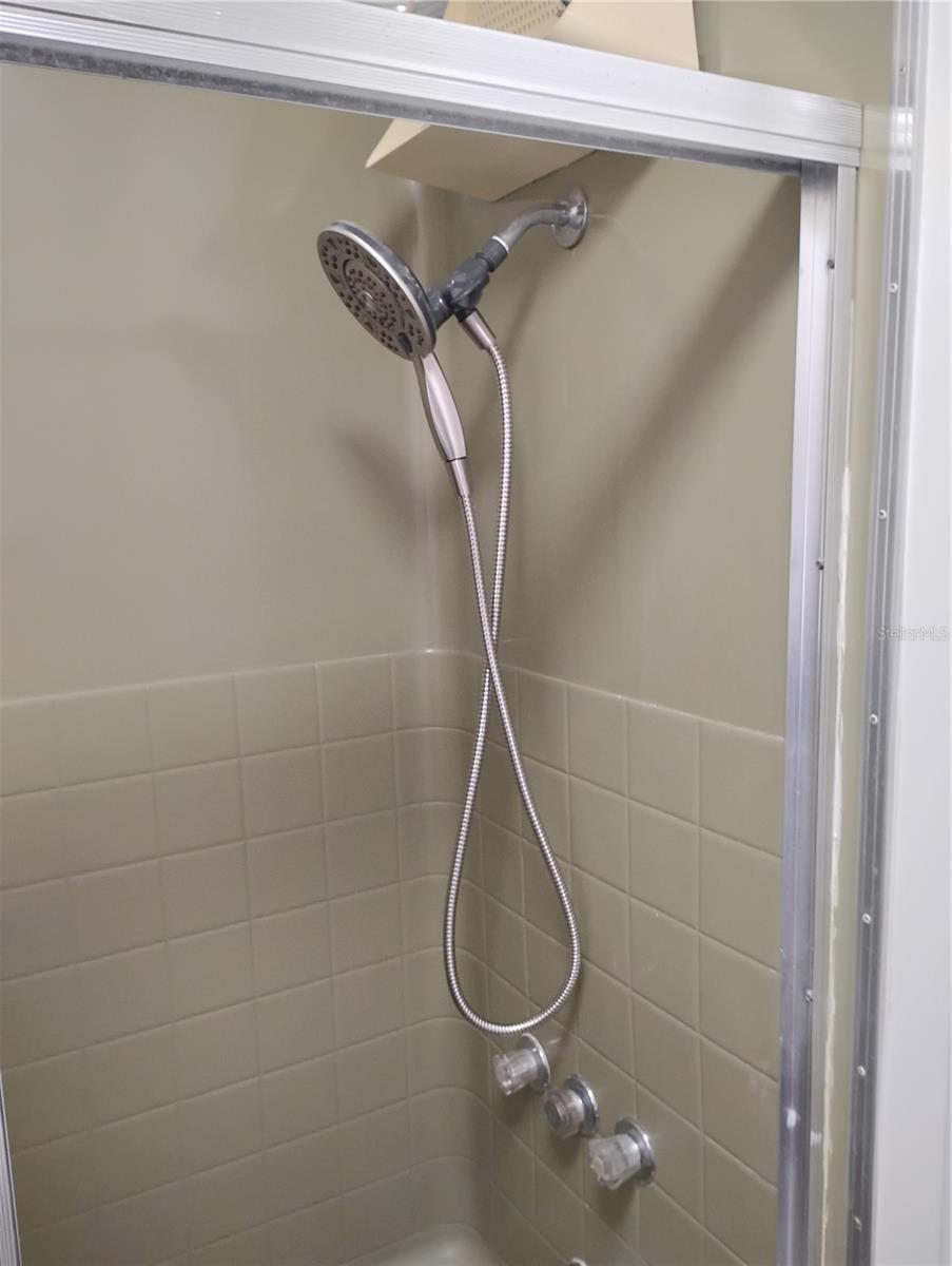 Image 28 of 31 For 4707 Yukon Street