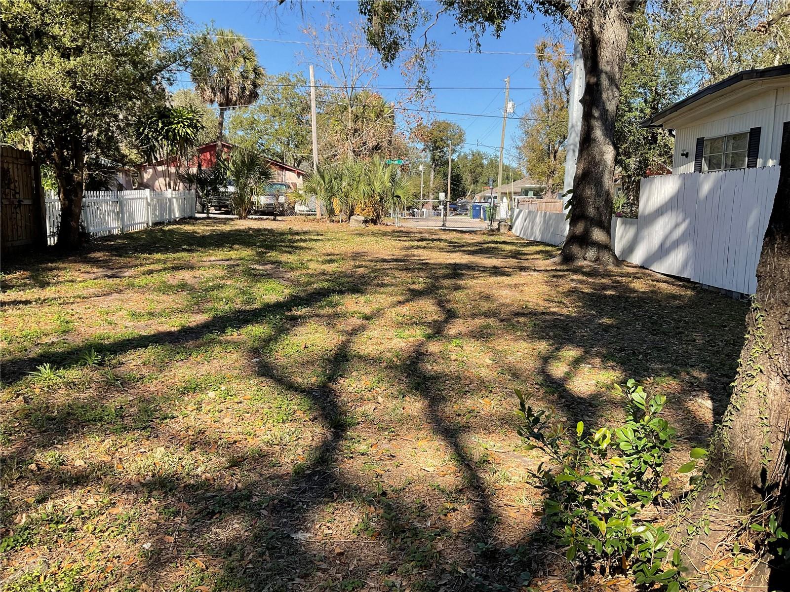 Image 9 of 31 For 4707 Yukon Street