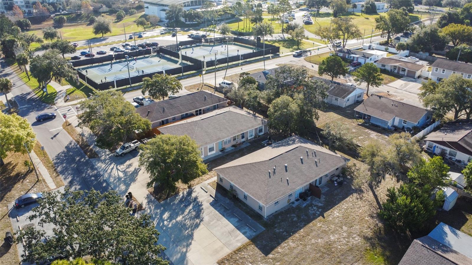 Image 15 of 31 For 6821-6823 Van Buren Street