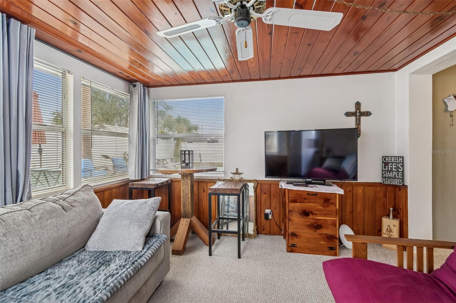 Image 13 of 46 For 12424 105th Street