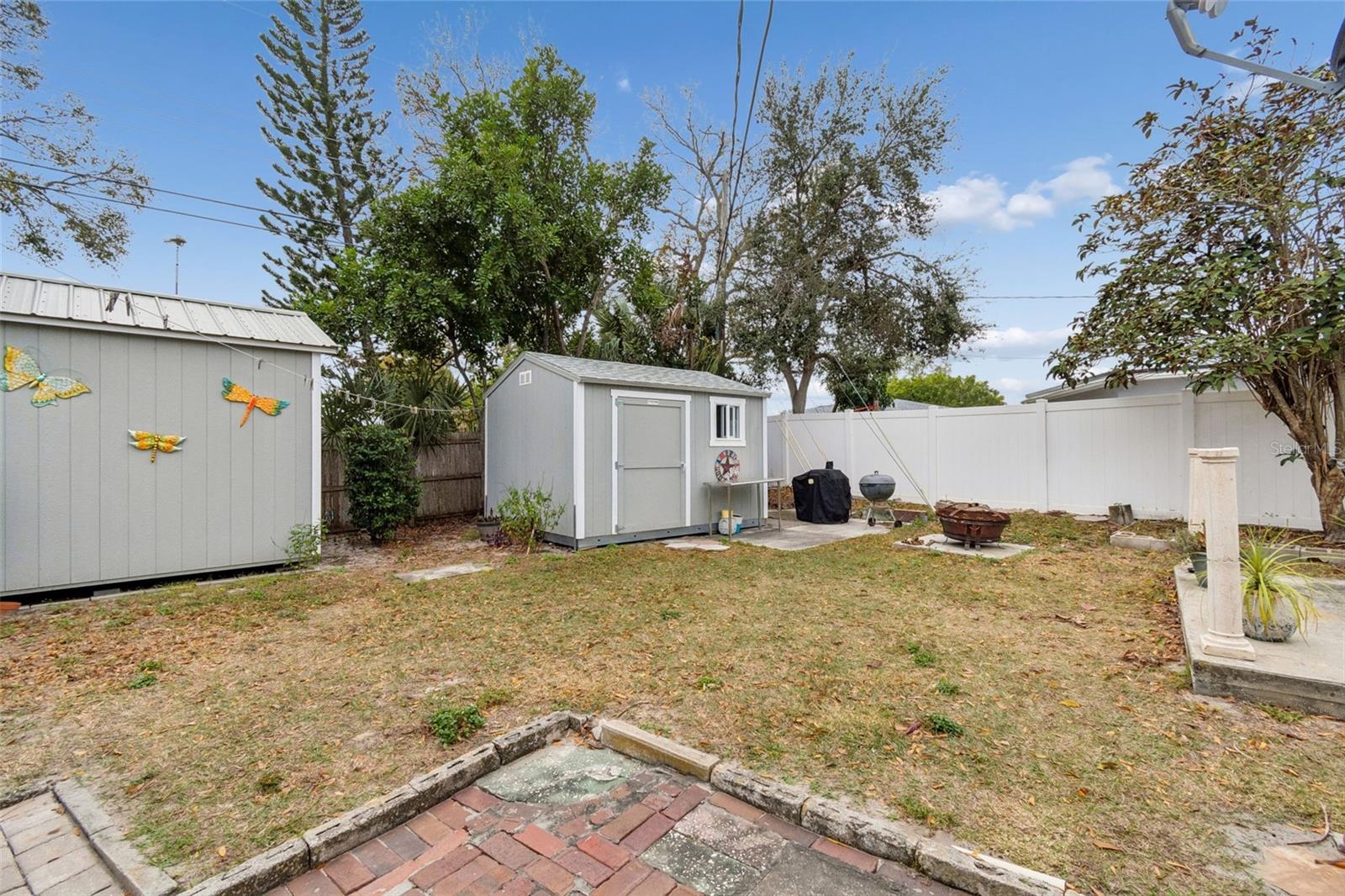 Image 29 of 46 For 12424 105th Street