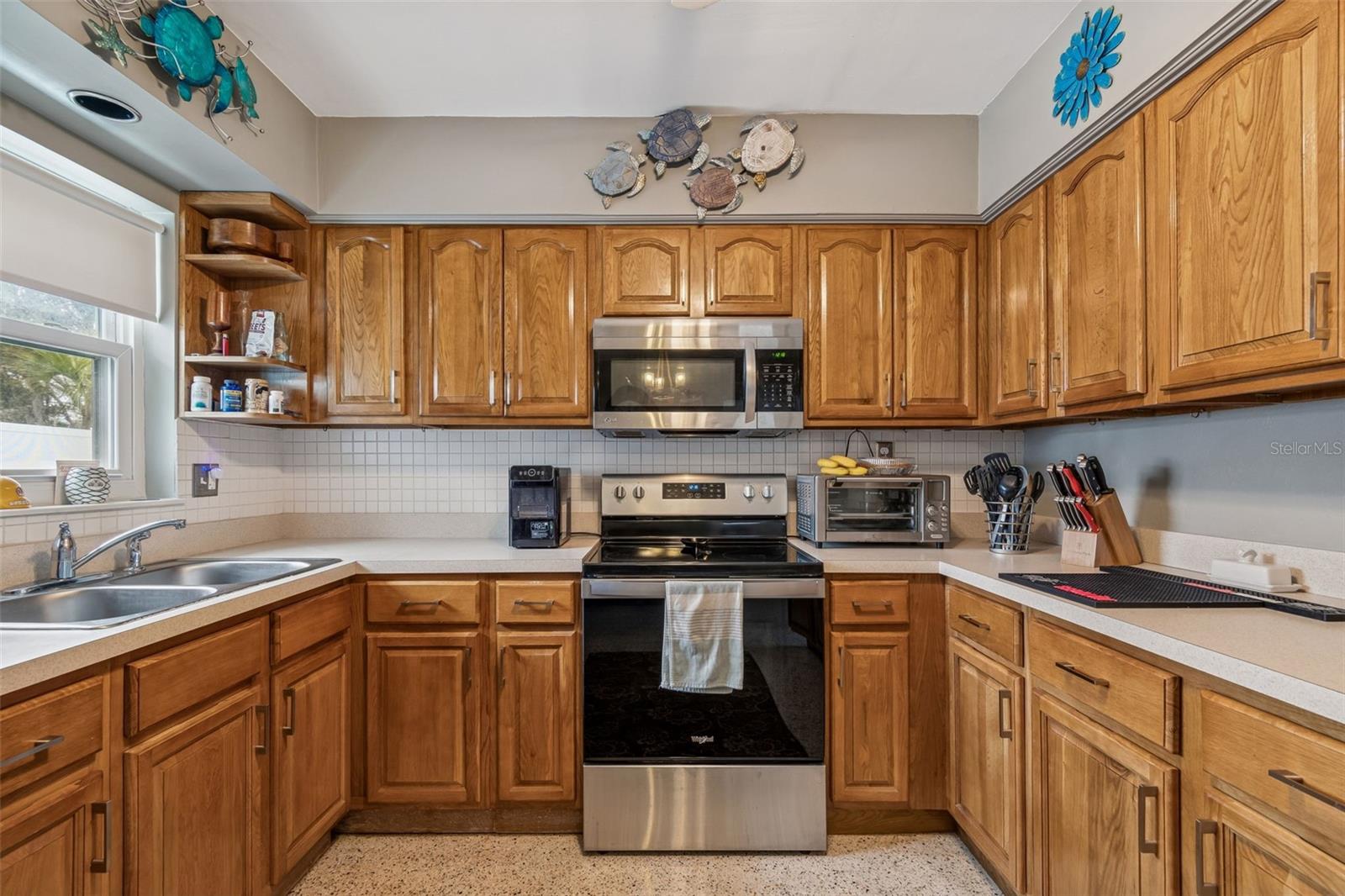 Image 8 of 46 For 12424 105th Street