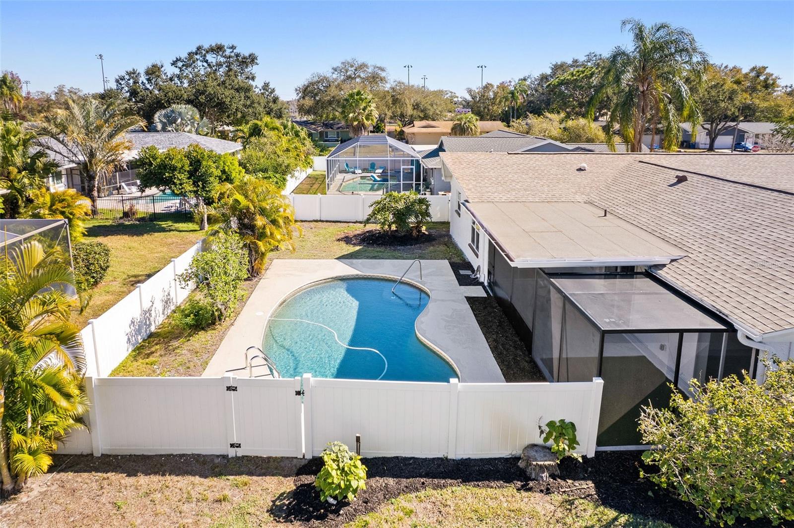 Image 34 of 37 For 2972 Compton Court