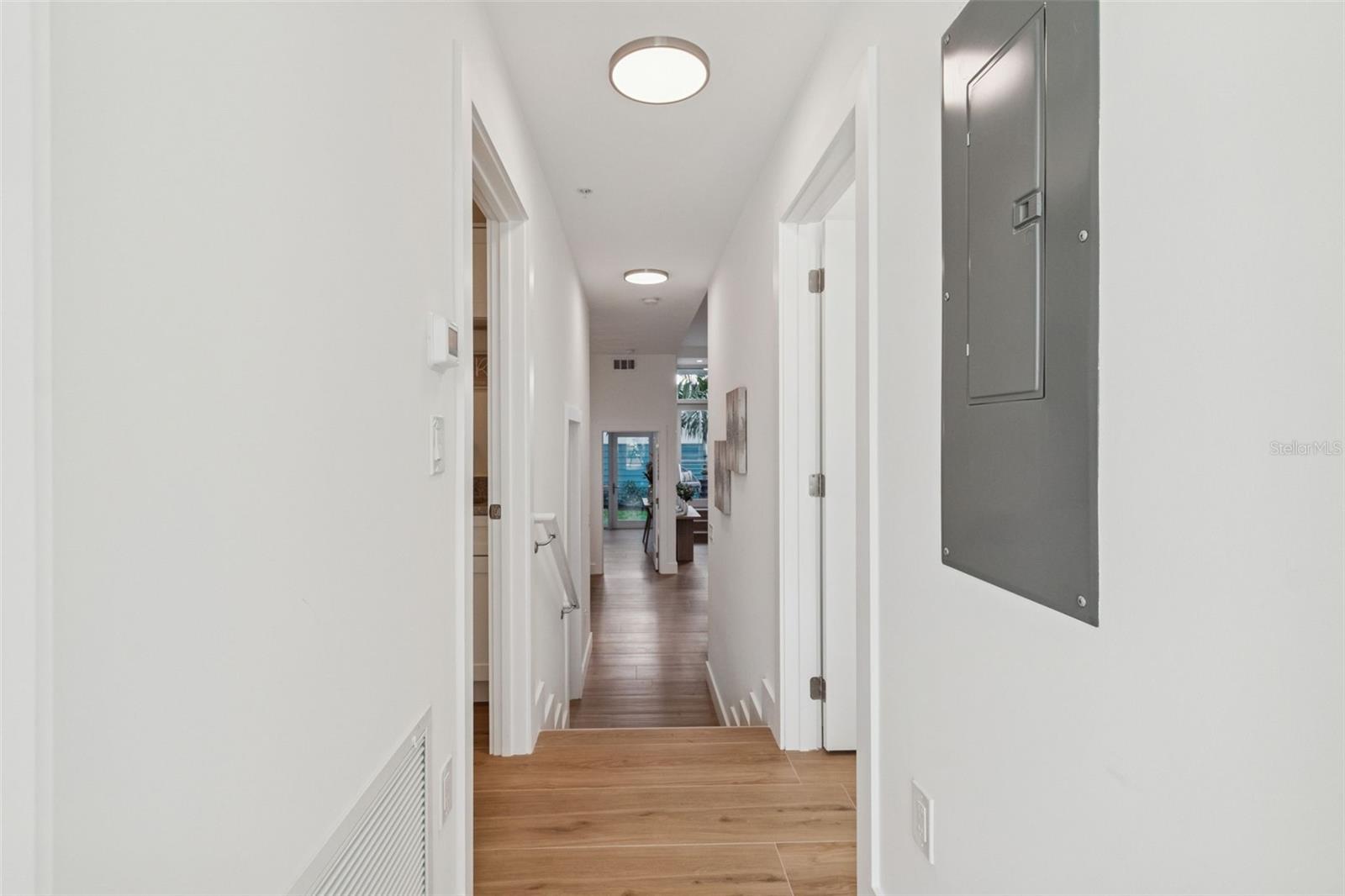 Image 17 of 89 For 1343 4th Street 102