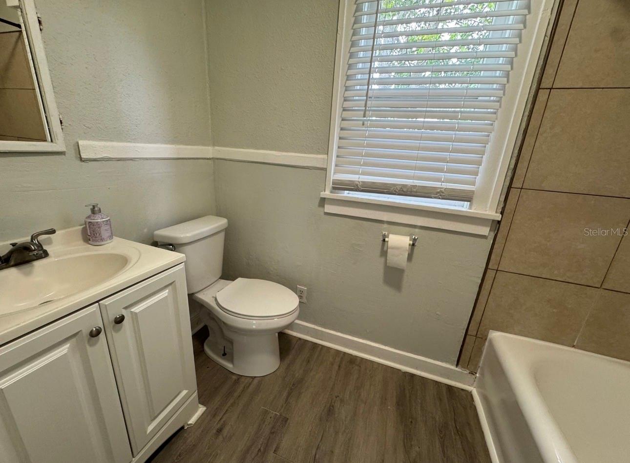 Image 18 of 20 For 1310 28th Street N Upper