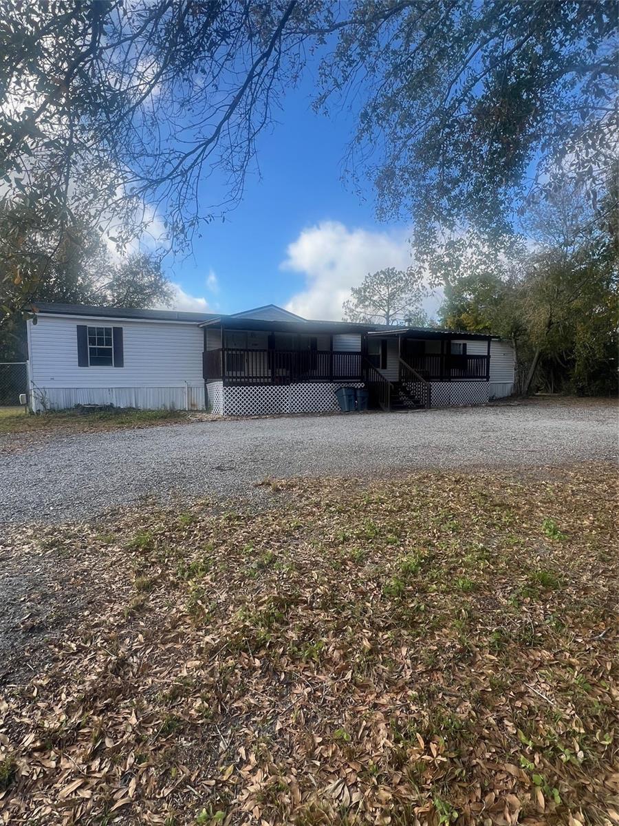 Listing Details for 3307 Fox Ridge Boulevard, WESLEY CHAPEL, FL 33543