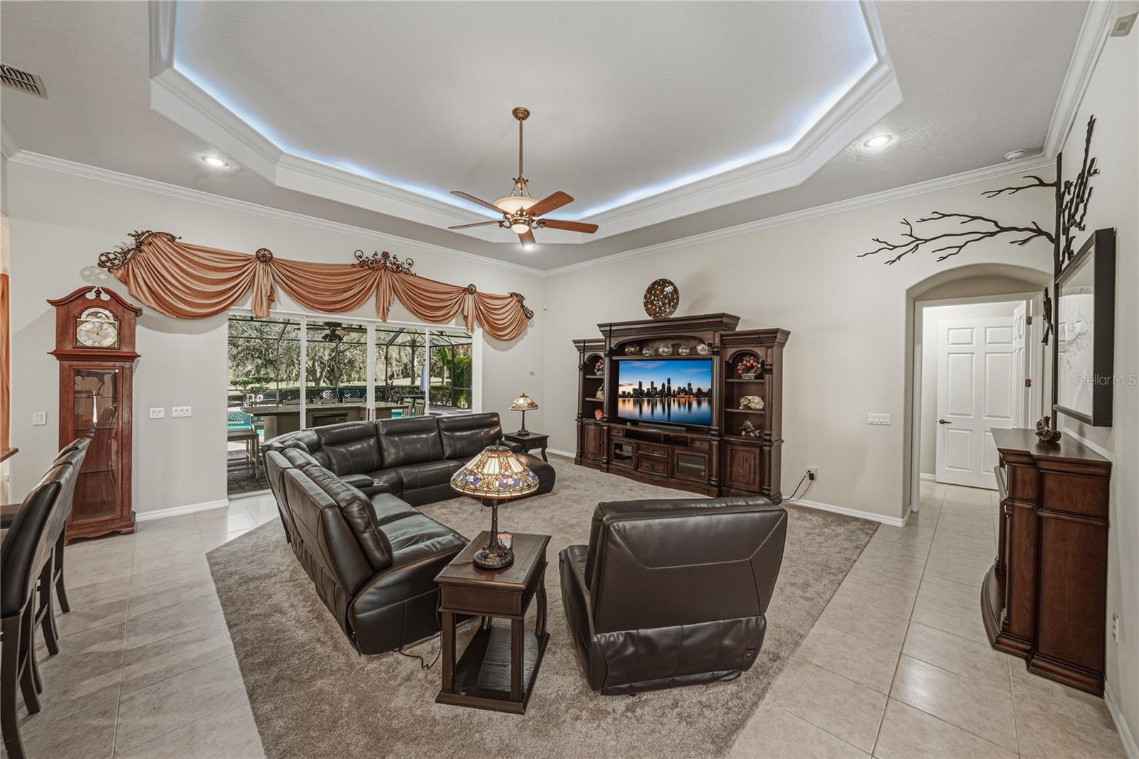 Image 11 of 94 For 12852 Grand Traverse Drive