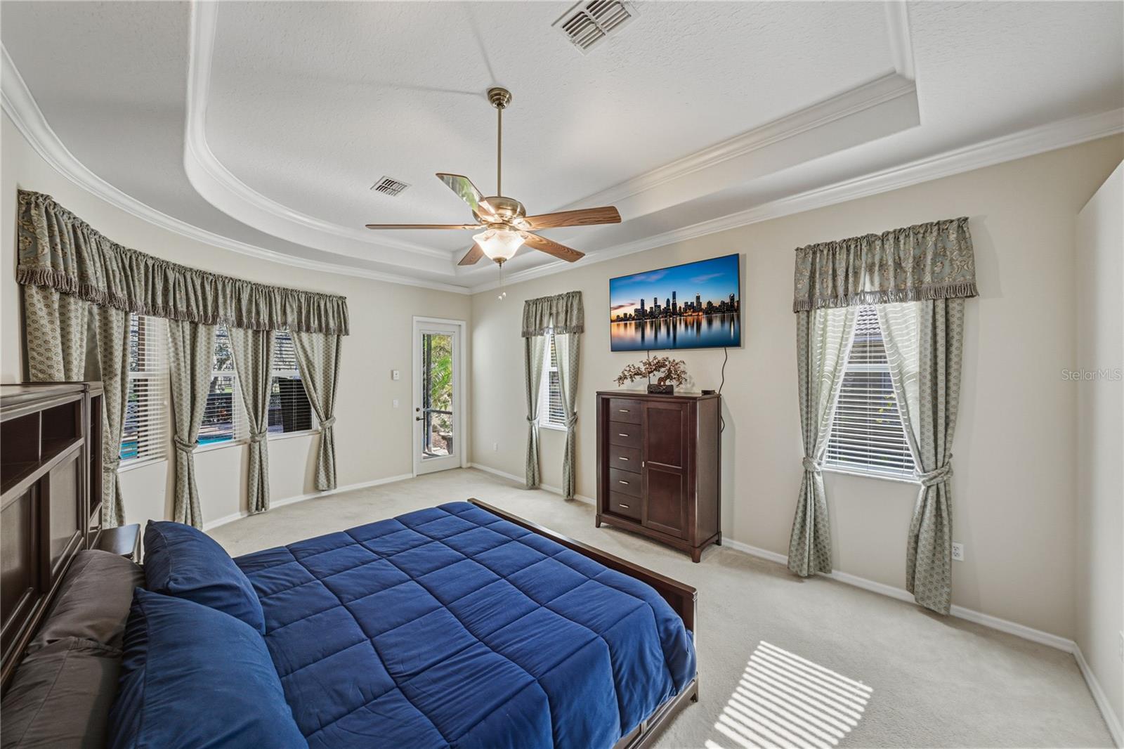 Image 34 of 94 For 12852 Grand Traverse Drive