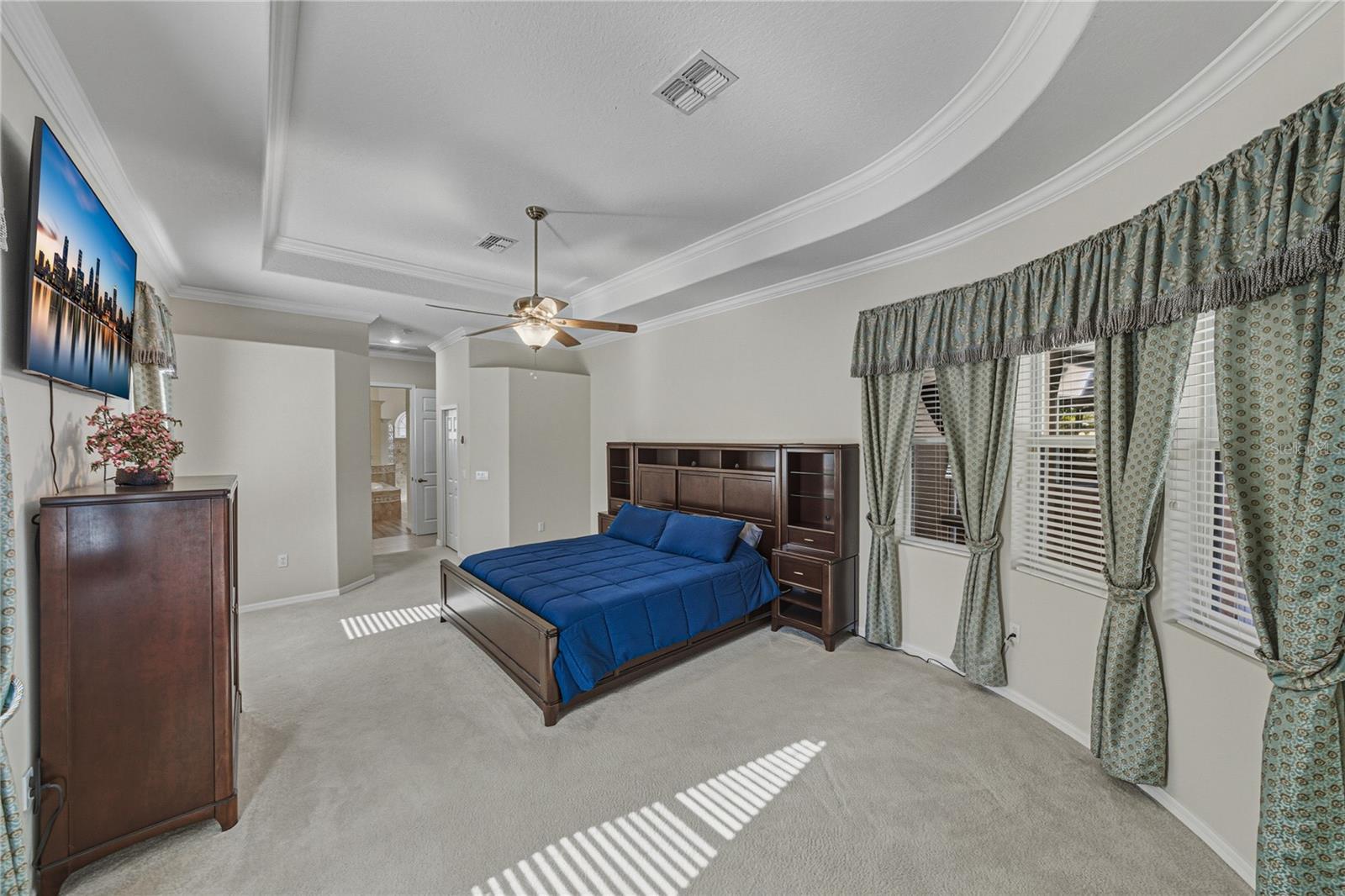 Image 35 of 94 For 12852 Grand Traverse Drive