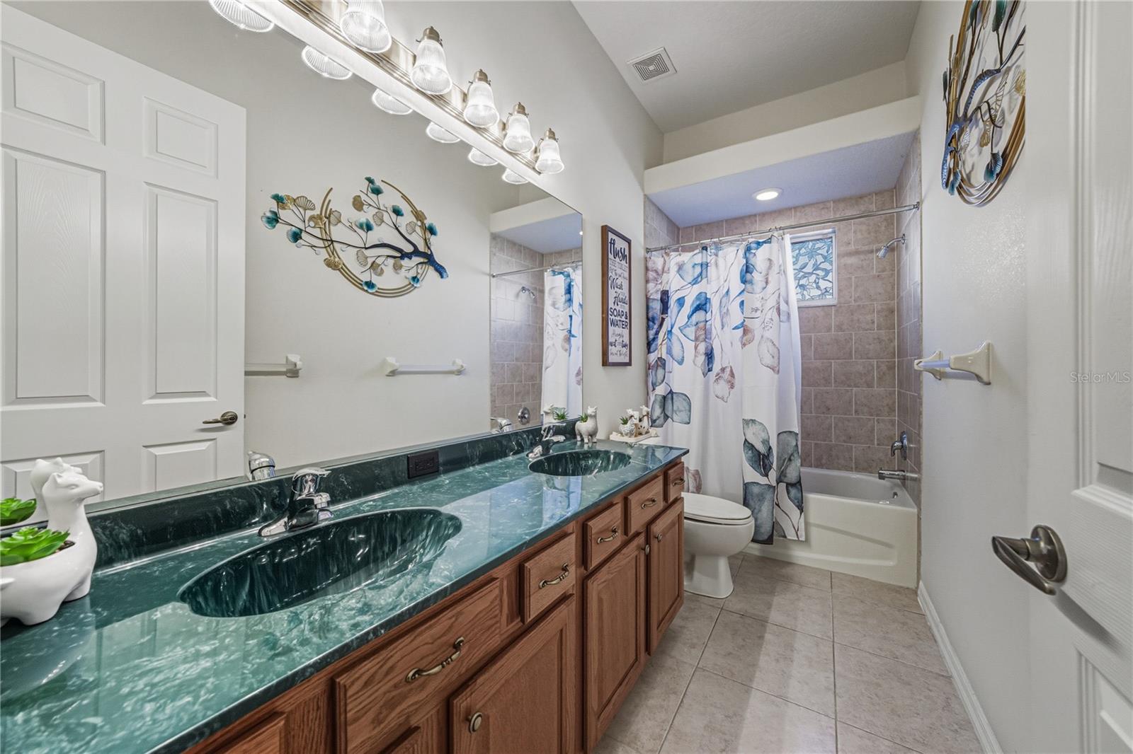 Image 47 of 94 For 12852 Grand Traverse Drive