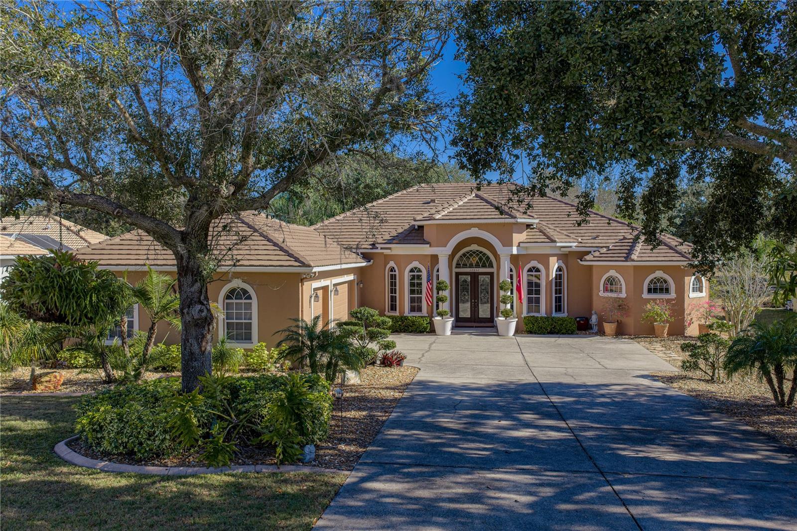 Image 7 of 94 For 12852 Grand Traverse Drive