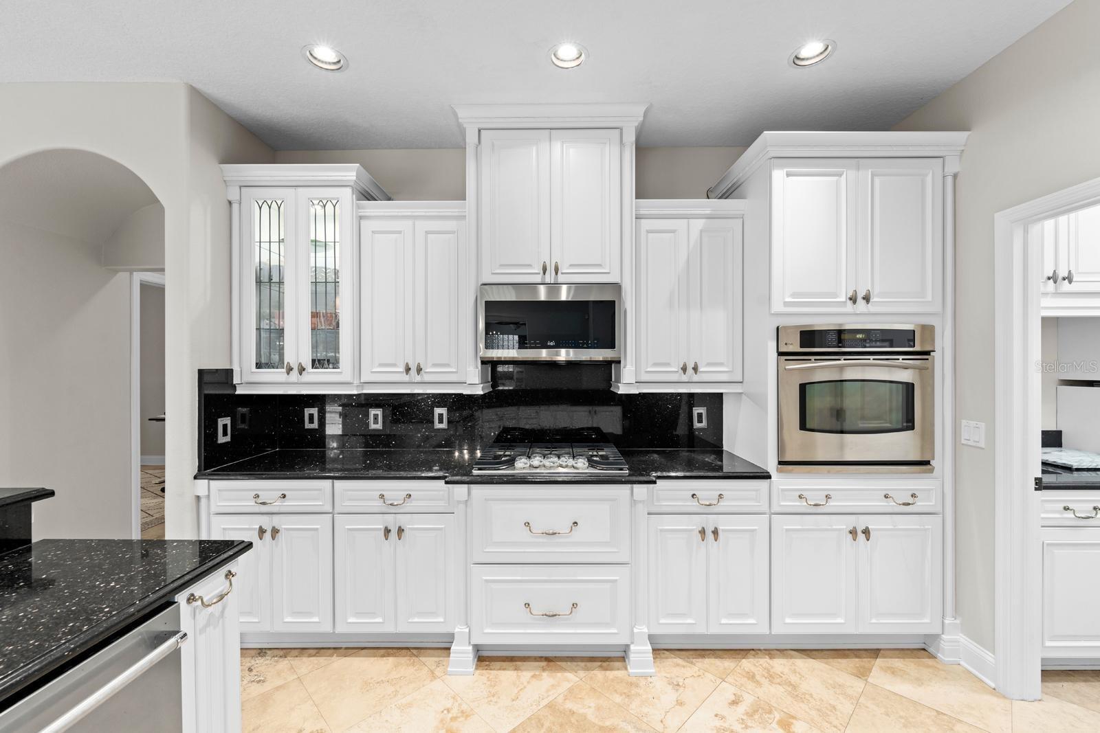 Image 13 of 35 For 5614 Eagleglen Place