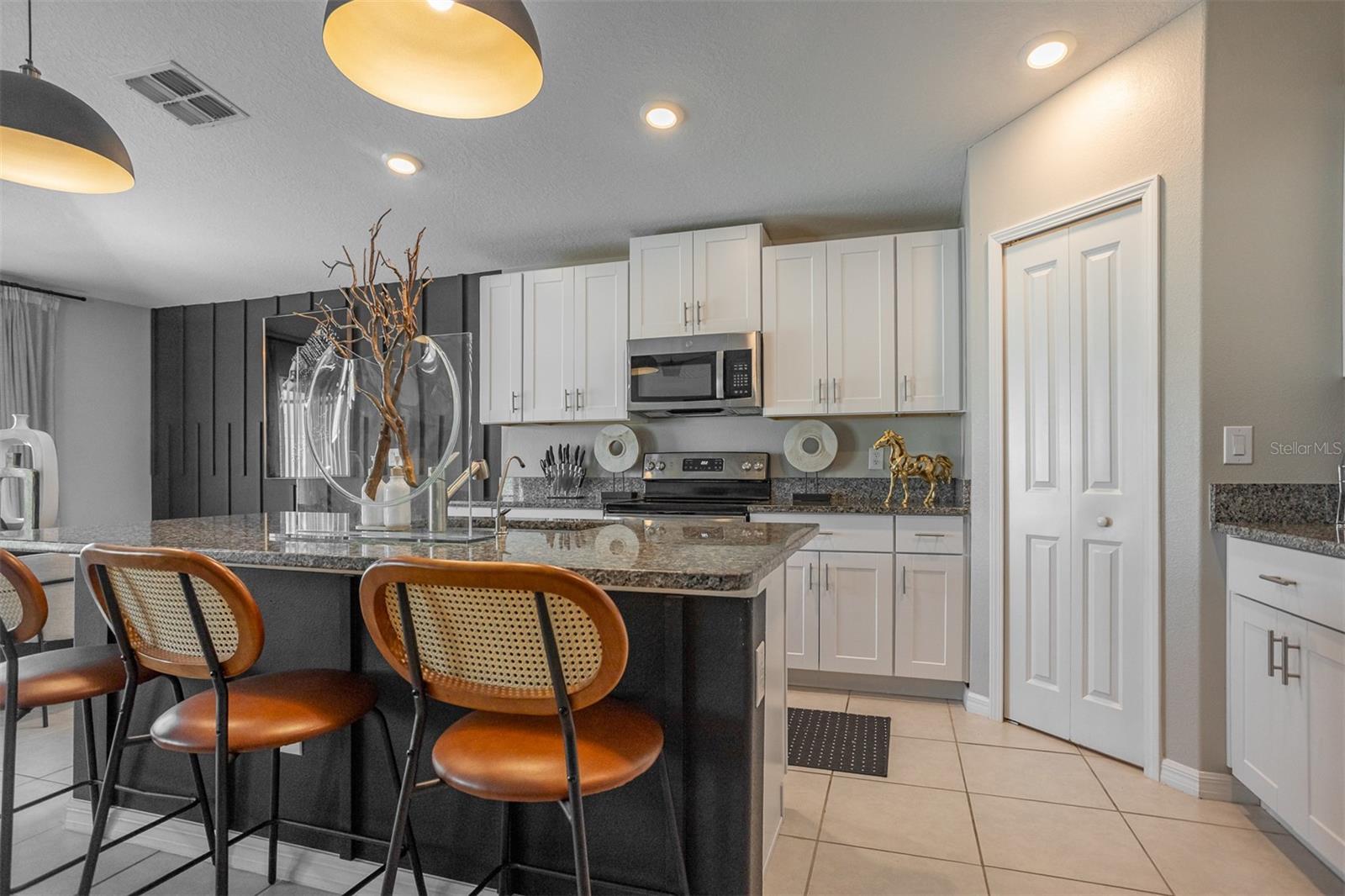 Image 12 of 42 For 15415 Miller Creek Drive