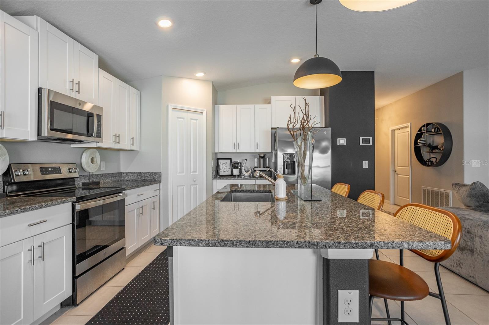 Image 13 of 42 For 15415 Miller Creek Drive