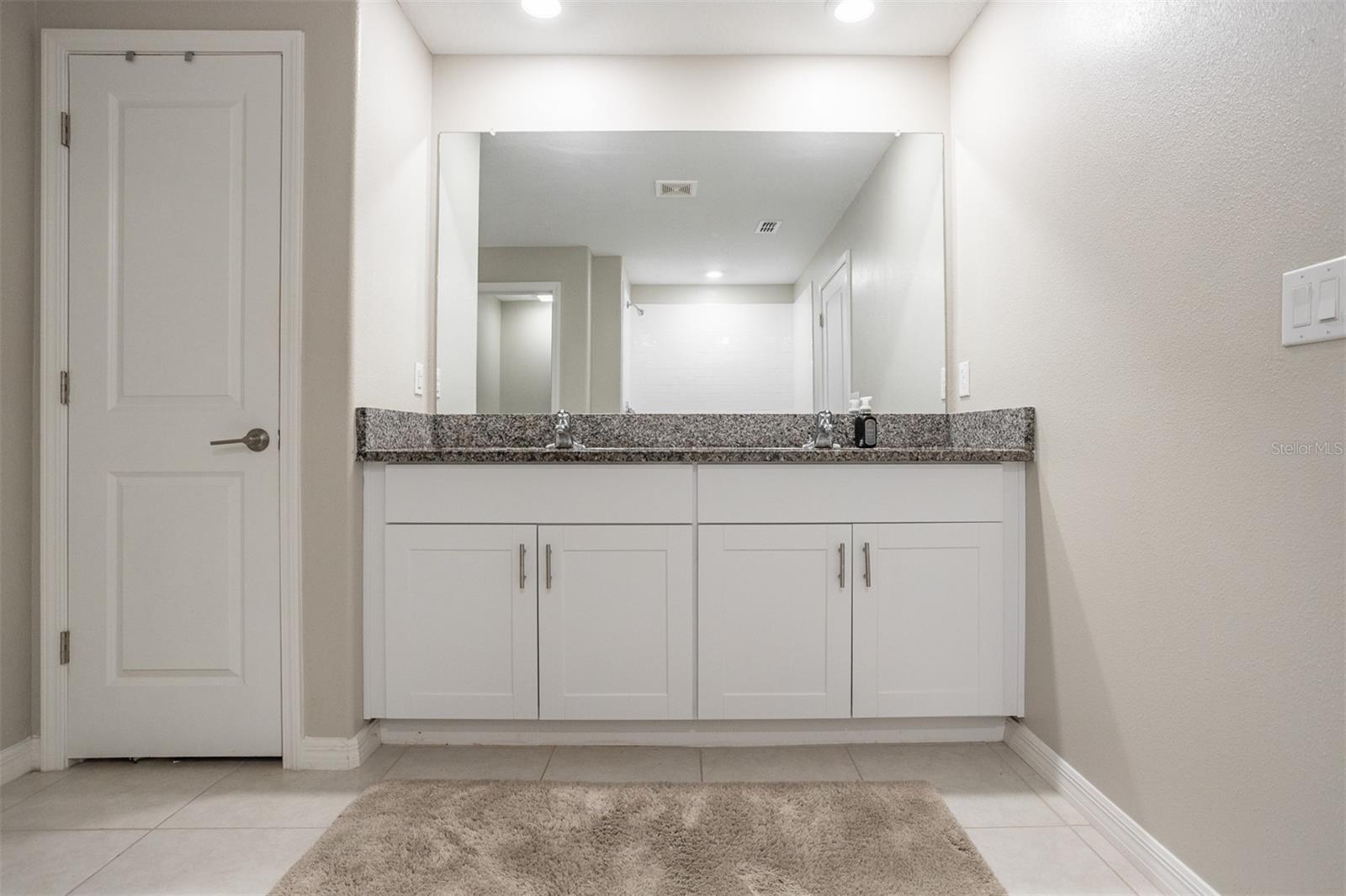 Image 24 of 42 For 15415 Miller Creek Drive