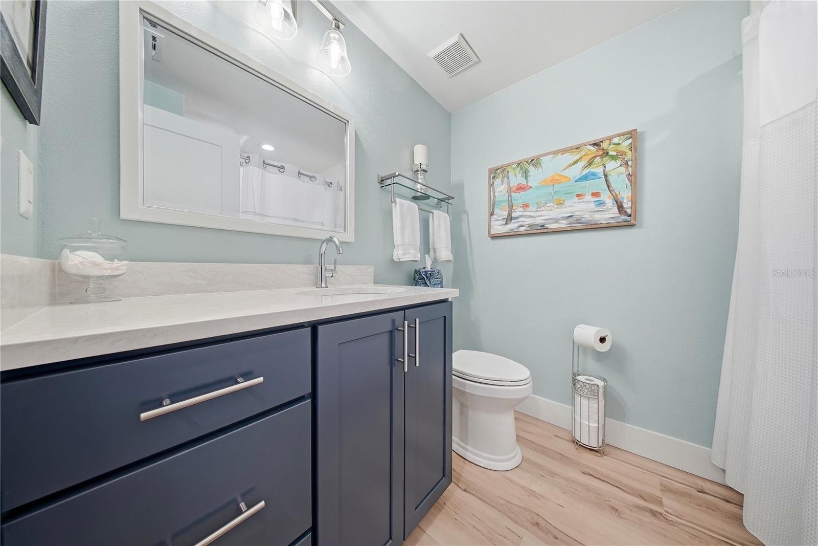 Image 24 of 56 For 8021 Sailboat Key Boulevard S 403