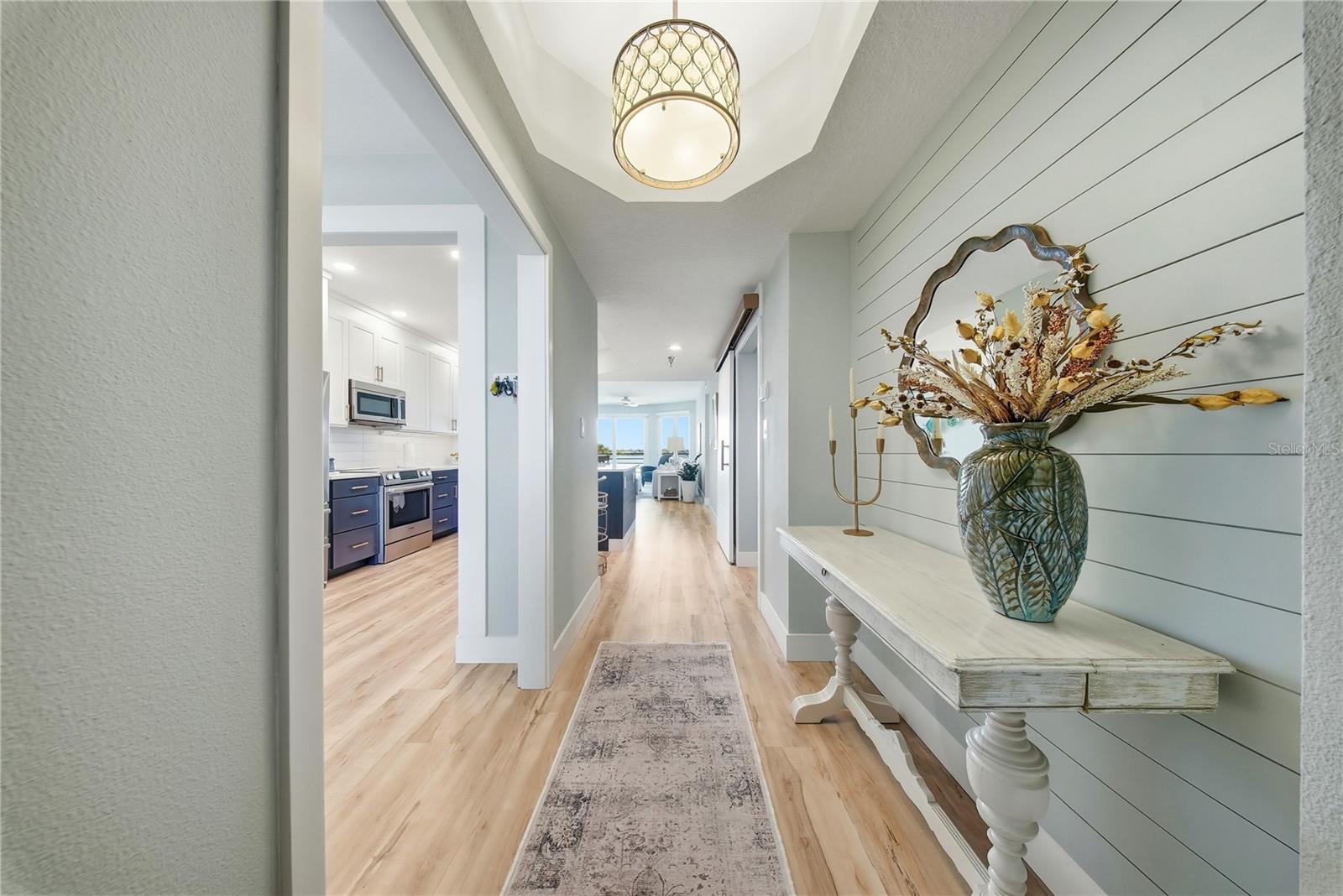 Image 34 of 56 For 8021 Sailboat Key Boulevard S 403