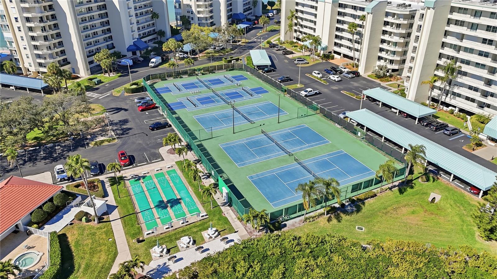 Image 45 of 56 For 8021 Sailboat Key Boulevard S 403