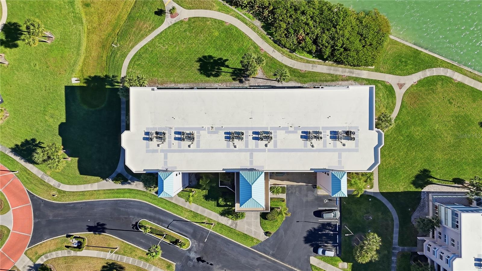 Image 51 of 56 For 8021 Sailboat Key Boulevard S 403