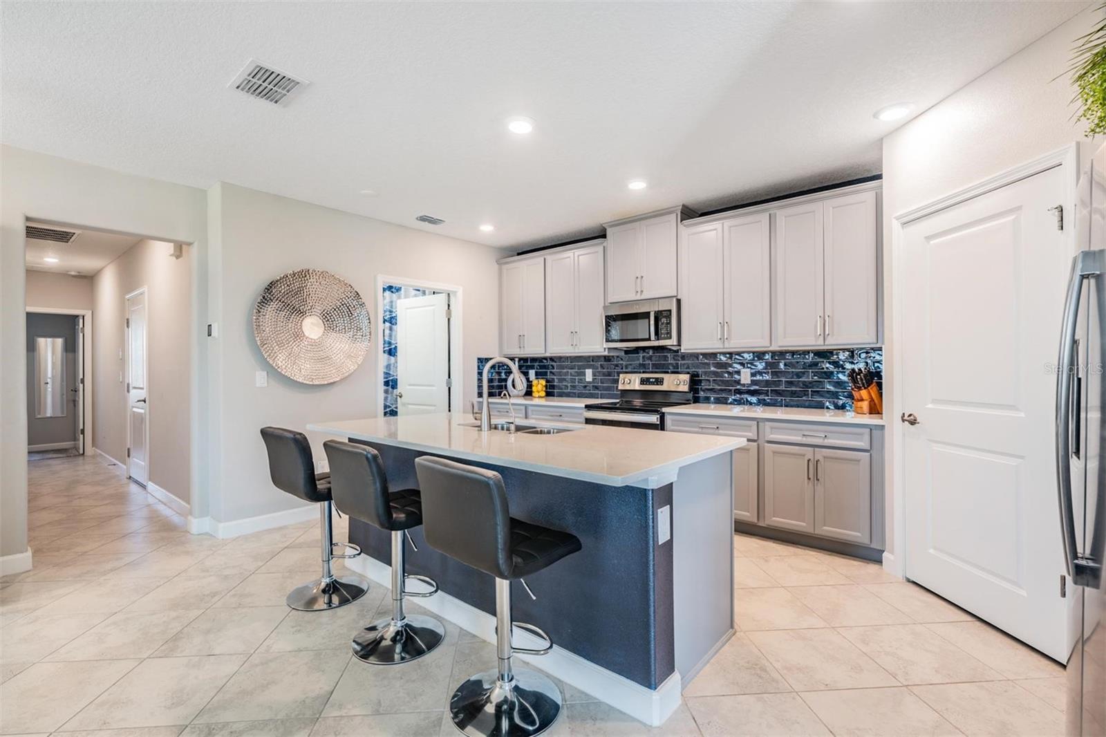 Image 28 of 91 For 10474 Echo Dock Loop